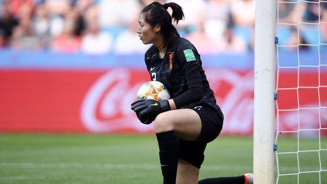 中国女足守门员(中国女足守门员朱钰)