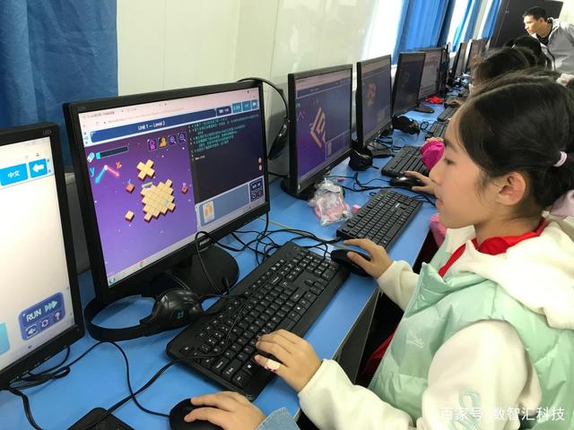 小学图形化编程课主要学什么(小学优秀图形化编程作品应该包含哪些要素)