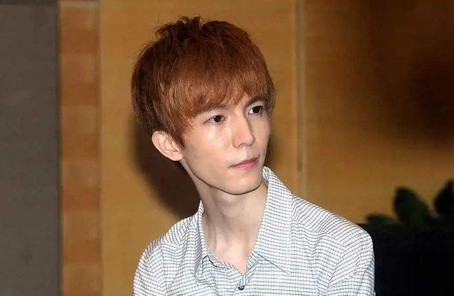 郭敬明身家30亿元(郭敬明如何赚到身家几亿的?)