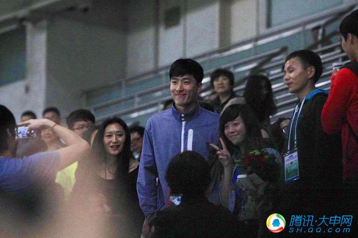 刘翔退役(刘翔退役视频)