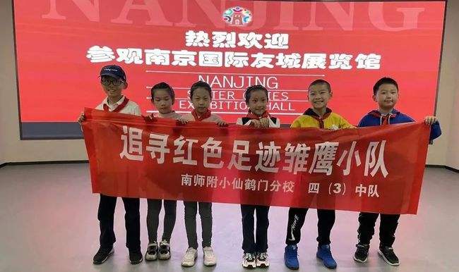 关于大门的朋友圈(安装大门发朋友圈说说)