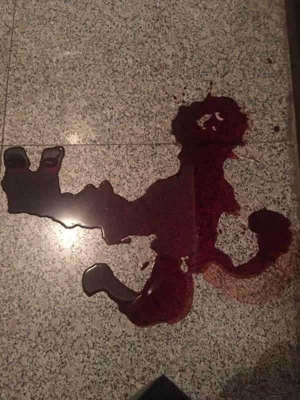 在门口发现有人写死字(门口写死字是什么意思)